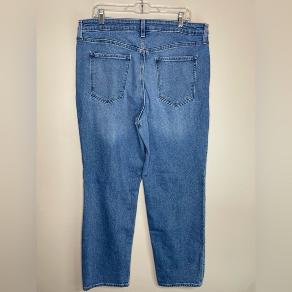Old Navy High-Rise OG Loose Distressed Jeans Size 16 - Picture 2 of 7